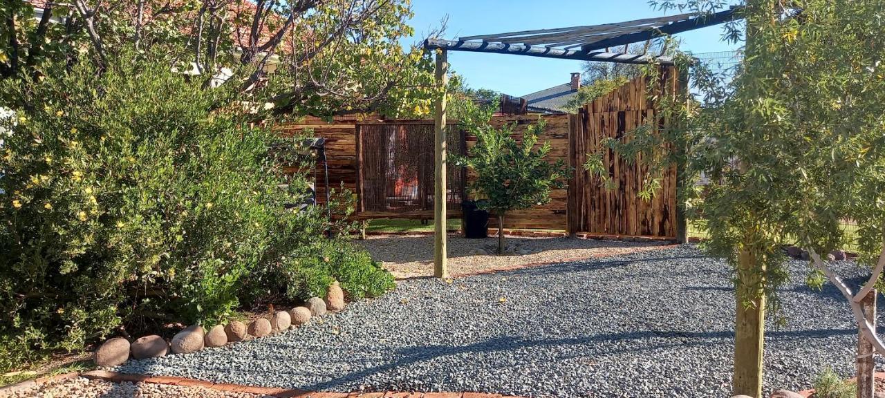 Mitat Guesthouse Beaufort West Exteriör bild